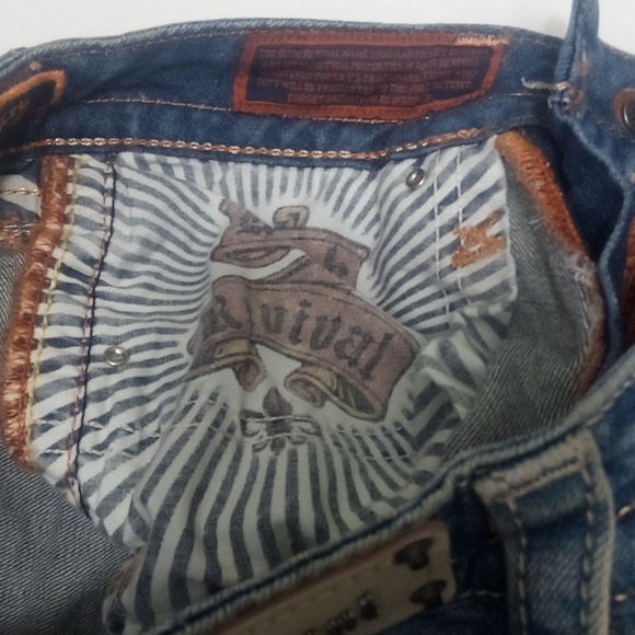 Rock Revival NWOT Women's Jeans 26 Lacey Embellished Rhinestones Distressed - Picture 9 of 13